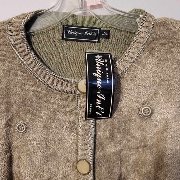 Vintage beaded velour sweater, olive, size large to XL - Picture 5 of 7